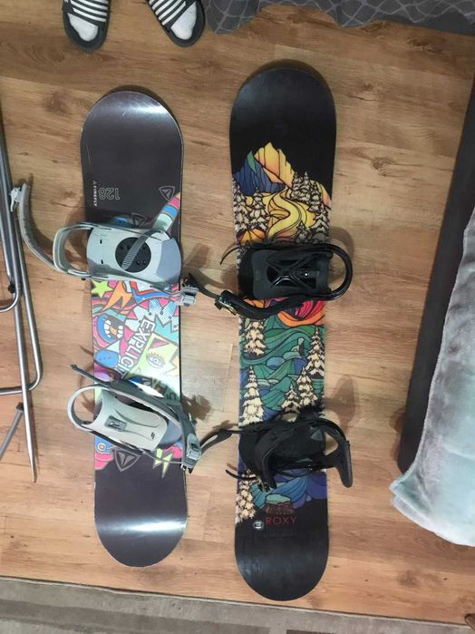 Pachet 2 plăci de snowboard + legături (Roxy 148 cm + Firefly 128 cm)
