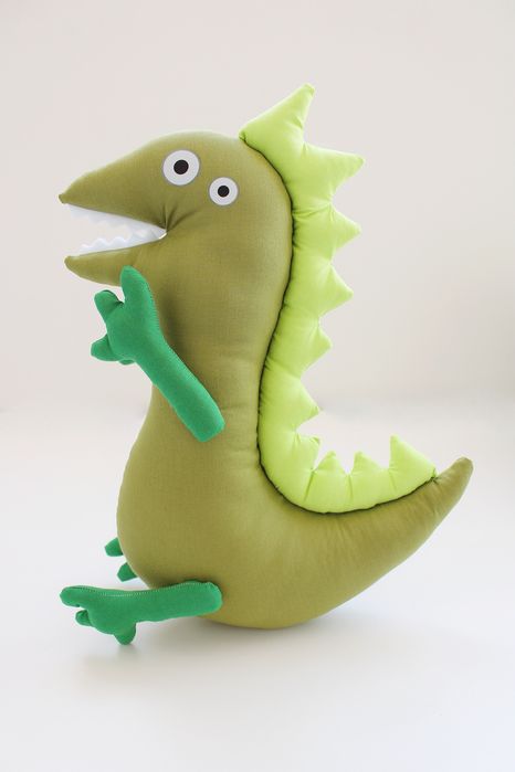 Динозавърът на Джордж, Пепа прасето, Пепа пиг, Господин Динозавър