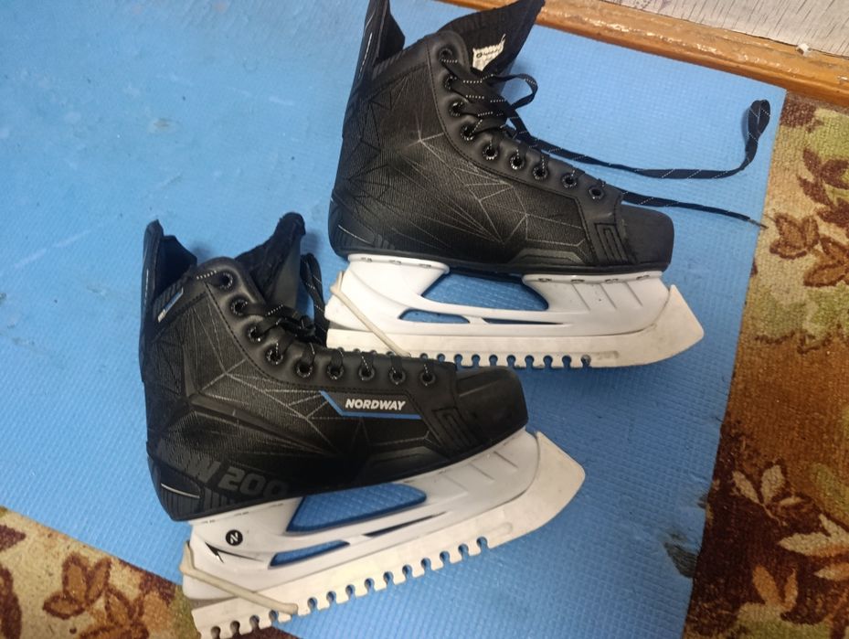 продам коньки Nordway 200, 42