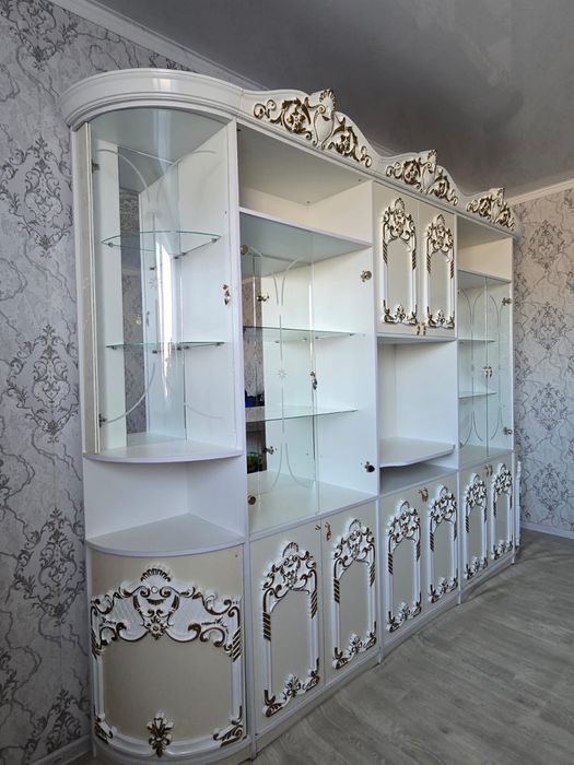 Продам стенку для  гостинной