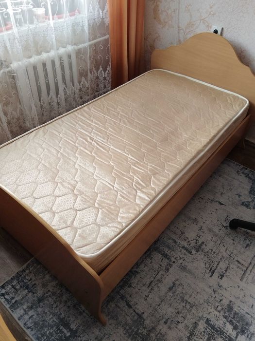 Продам кровать...
