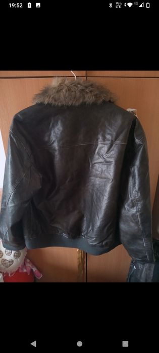 Geacă din piele ecologică mărimi m sau l recleimed vintage noi