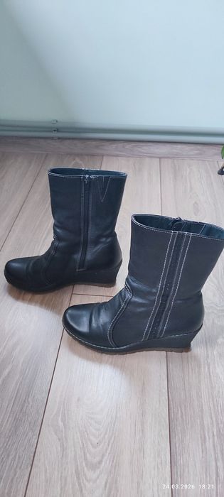 Дамски боти на платформа