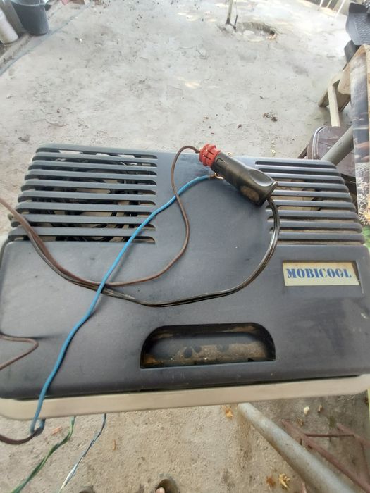 Lada frigorifica auto/casa Mobicool