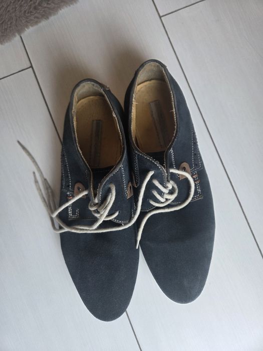 Pantofi  41  piele