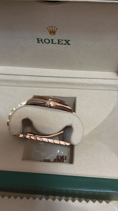 Rolex day-date rose gold
