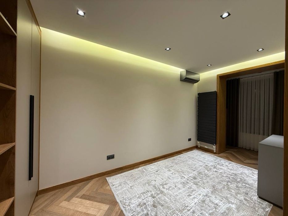 Ул, Тараса Шевченко! Сдается новая 3-х комнатная в центре города!