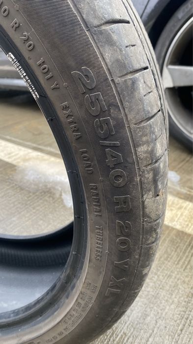 255 x 40 x 20 XL Anvelopa Continetal