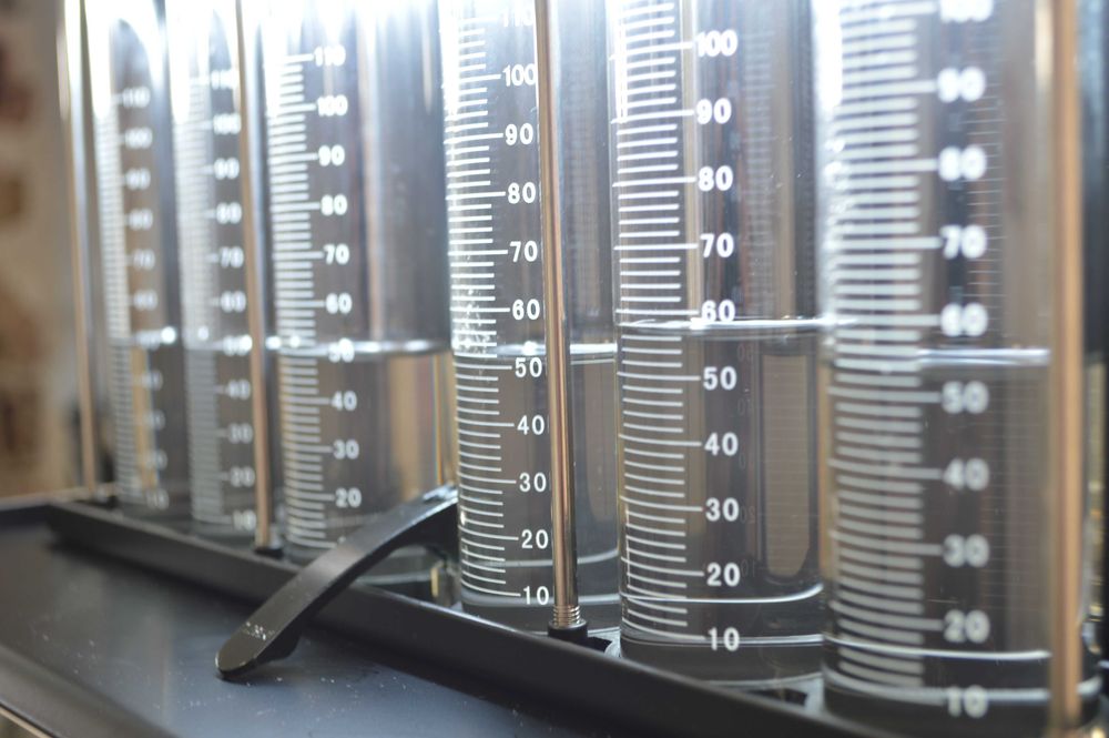 Професионално почистване и тест на бензинови , газови и метанови дюзи