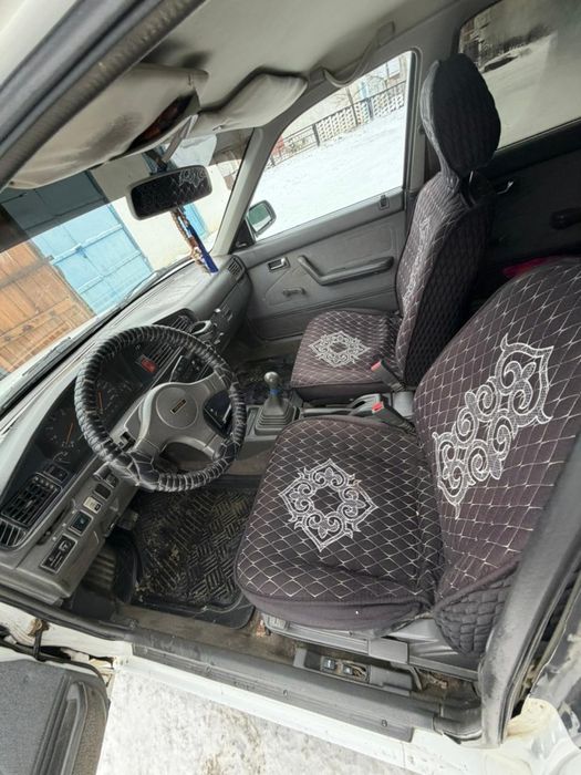 Продам мазда легенда