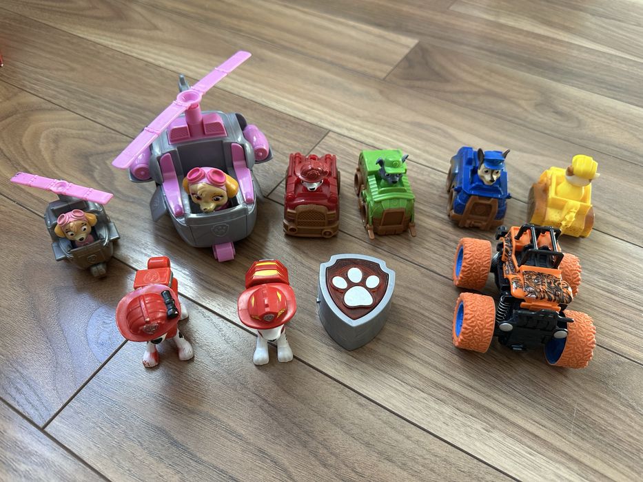 Jucarii, trenulet, masinuta, patrula catelusilor