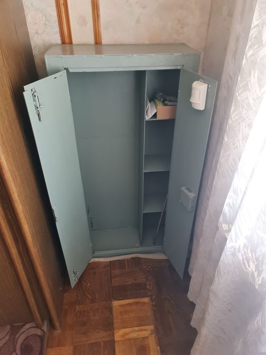 Продам сейф 3 мм