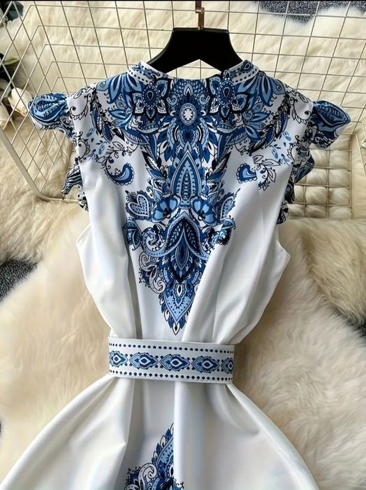 Продам вечерние платья