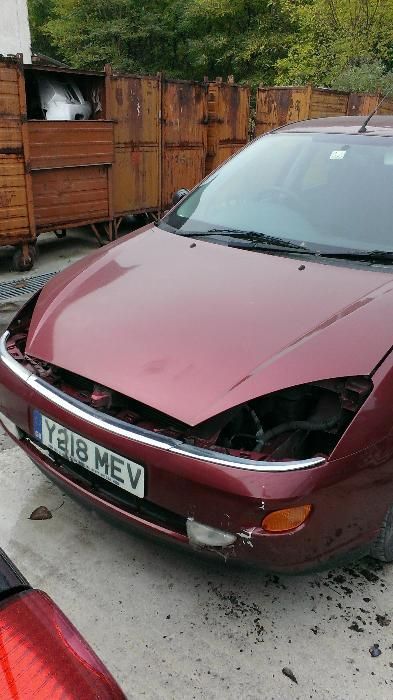 Форд Фокус 1.6 И бензин