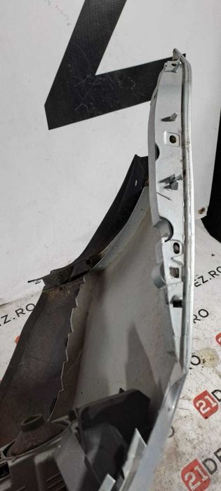 Bara fata Ford Focus C- Max cu proiectoare 2003 - 2007