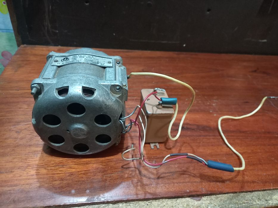 Продам электро двигатель