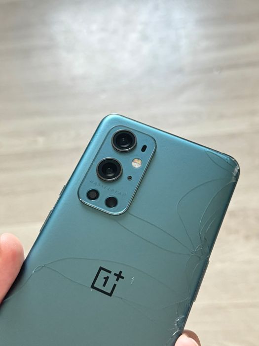 OnePlus 9pro 12/256
