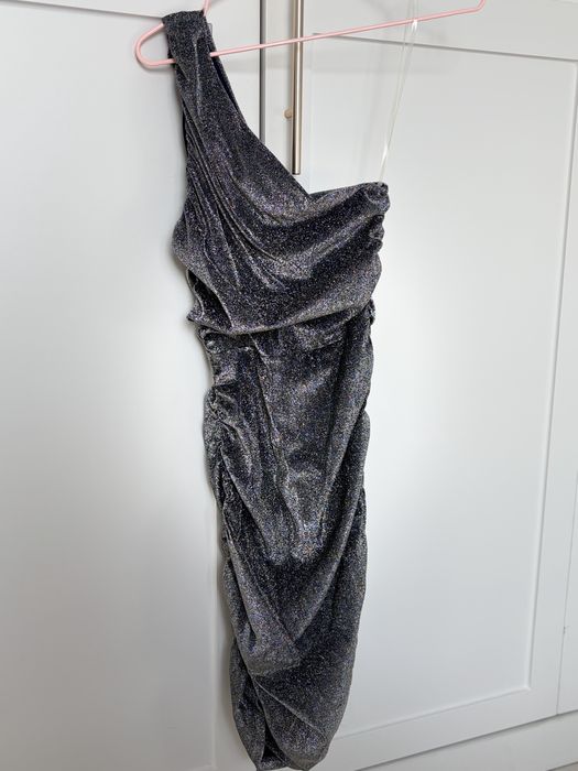 Платье облегающее мини вечернее