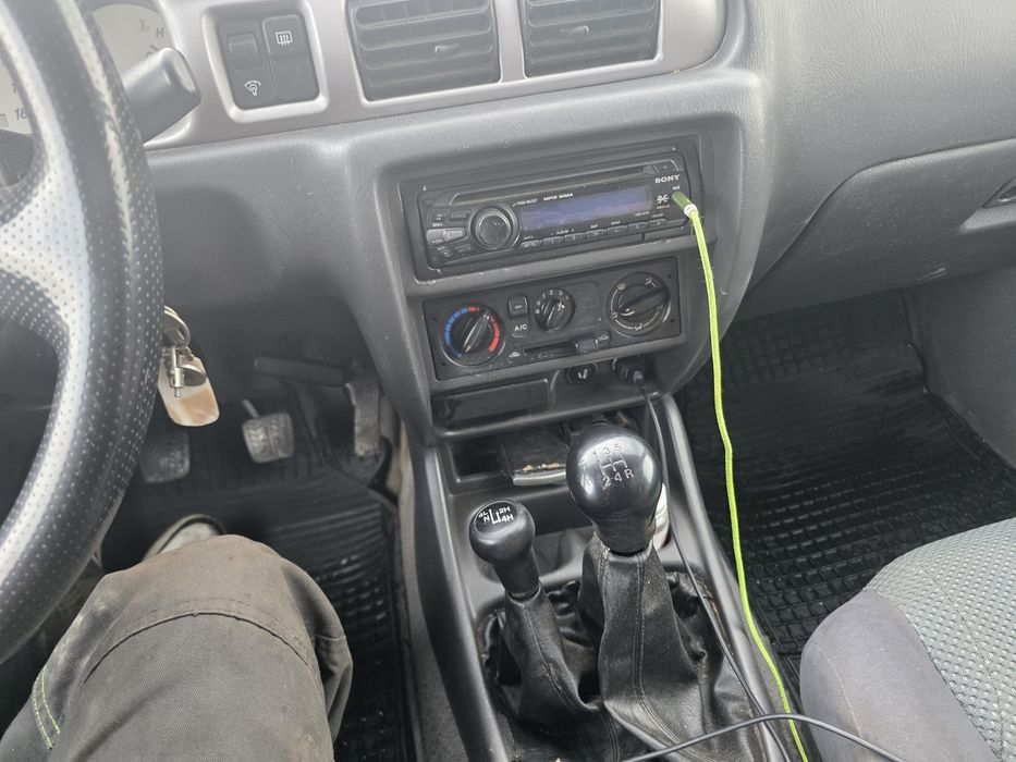 mazda B2500 4x4 reductor