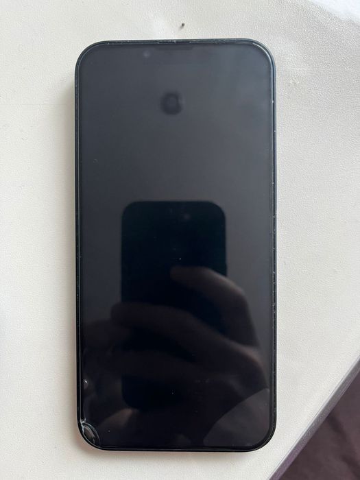 Продам Айфон 13 /128 гб