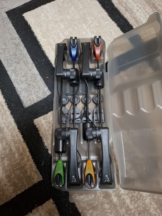 Swingeri  Fox  M K  2 impreuna cu valigeta de transport