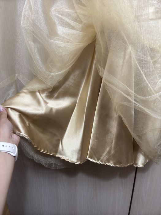 Къса официална златиста рокла