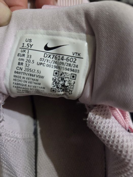 Маратонки Nike 33n