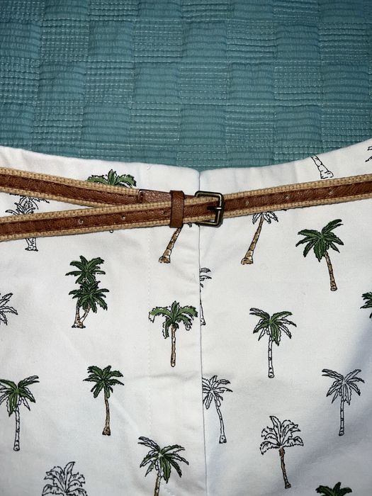 Белые шорты от ZARA