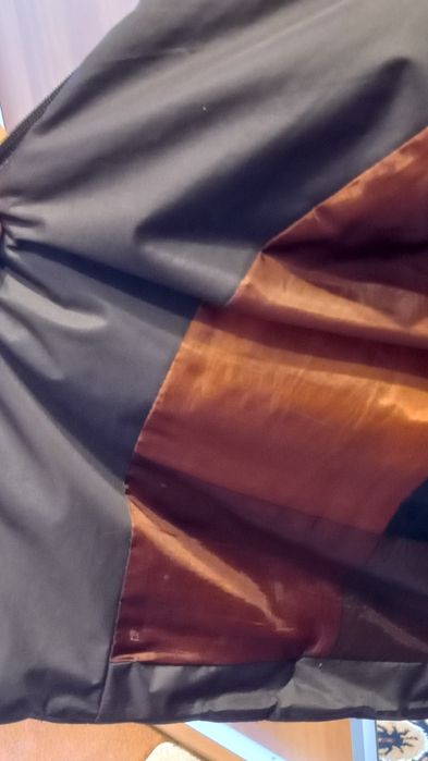 Vand geaca dama/ fete groasa captusita,nr L, stare perfecta