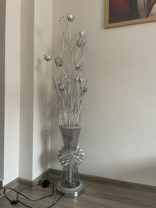 Голяма подова лампа