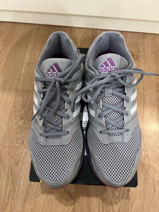 Маратонки ADIDAS questar boost