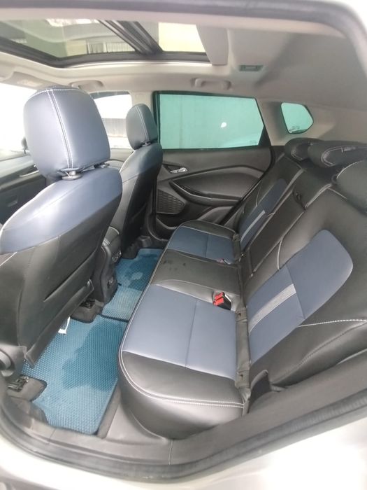 Автомобиль Chevrolet tracker