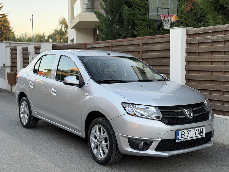 Dacia Logan Model Laureat 2014 Navigație Jante  Primul Propietar 20.000 KM REALI 100% Impecabilă
