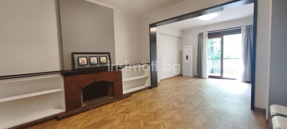 Дава се под наем Офис в София, Център - 160 кв.м за 1500 € - Снимка #1