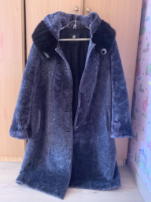 Шуба из мутона новая