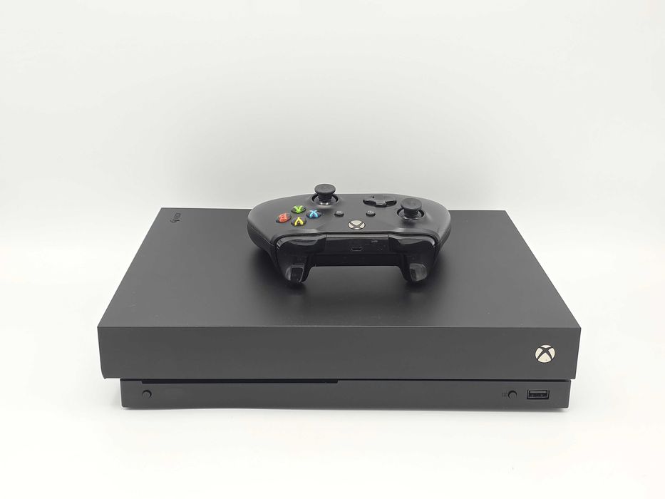 Consola Gaming XBox One X 1TB 1 Maneta Stare Buna