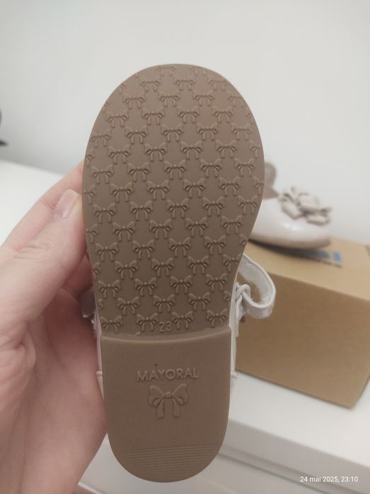 Pantofi Mayoral mărimea 23