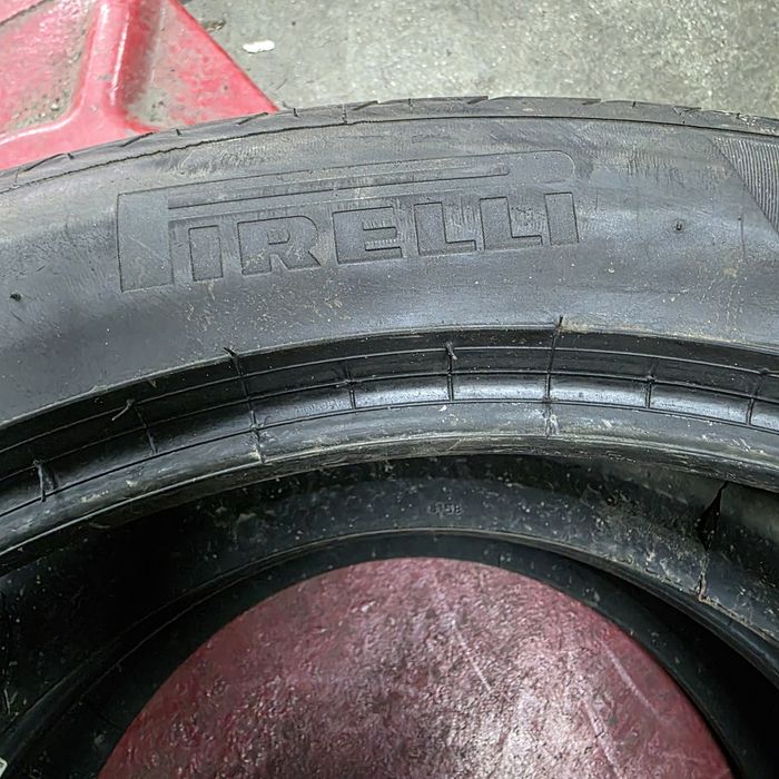 2x 285/40/22 VARA PIRELLI 2023 Stare excelenta