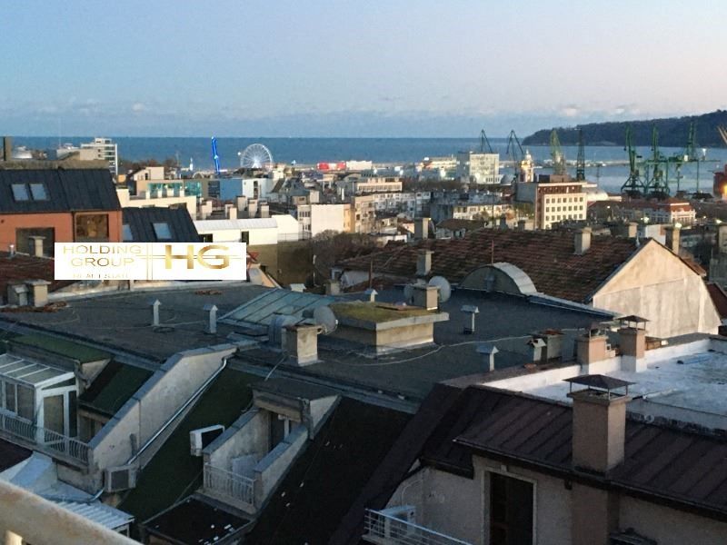 Продава се Тристаен апартамент в Варна, Операта - 108 кв.м за 1214 €/кв.м - Снимка #9