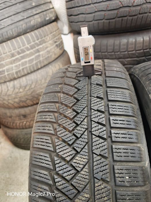 4xCauciucuri de iarna 225 55R17 97H M+S Continental