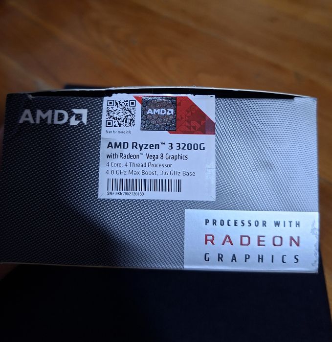 Procesor AMD Ryzen 3 3200g + Cooler + Pasta termică
