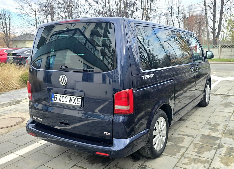 VW Multivan  2011   2.0  TDi