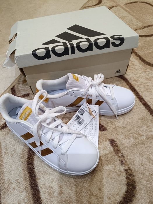 Adidas Дамски кецове