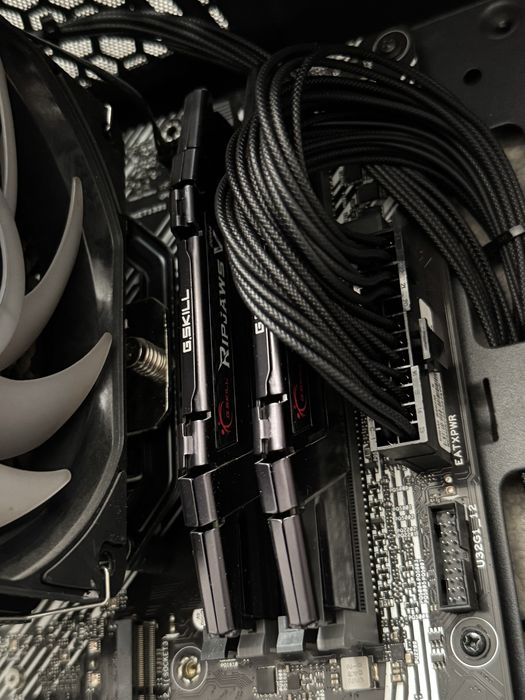 Комплект ryzen 5600, b550, 16gb