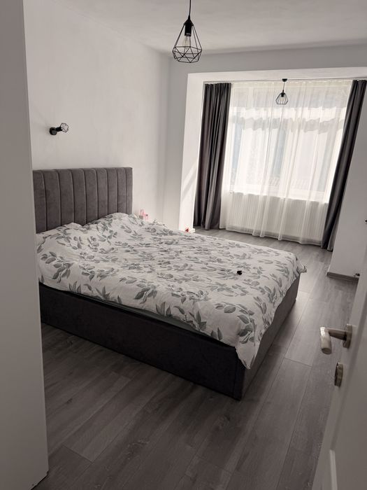 Apartament cu 4 camere