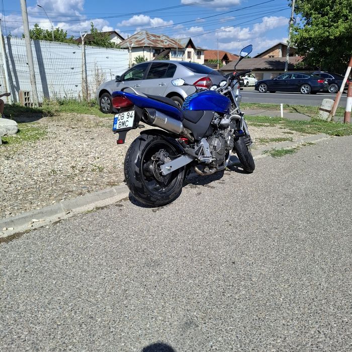 Vând honda hornet 600