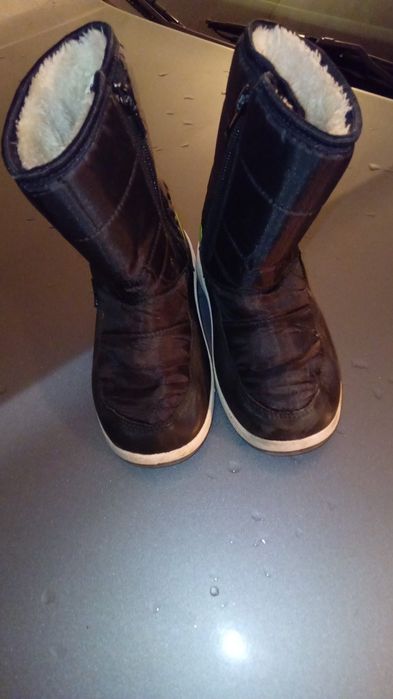 Детски ботуши No 28. Ползвани един сезон.  Запазени.  Изгпдно!
