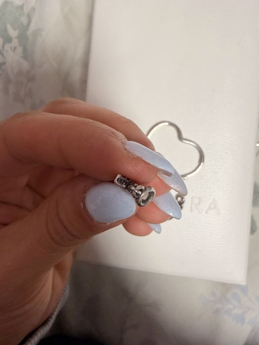 Обеци Пандора с две висулки за закачване