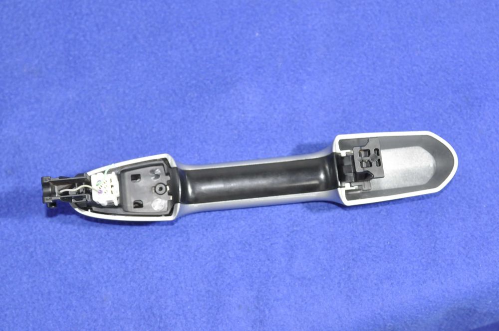 Ручка двери Toyota Rav4