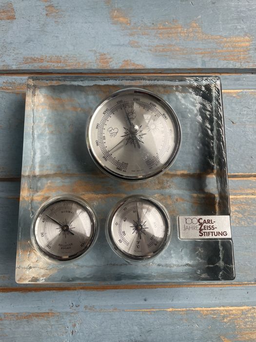 Statie meteo 100 de ani de Carl Zeiss